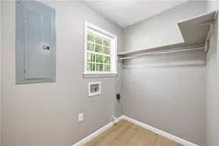 894 Lakeview Dr, Nicholson, GA 30565 - Photo 23