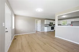 894 Lakeview Dr, Nicholson, GA 30565 - Photo 5