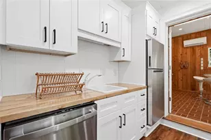 6504 Yacht Club Rd, Flowery Branch, GA 30542 - Photo 45