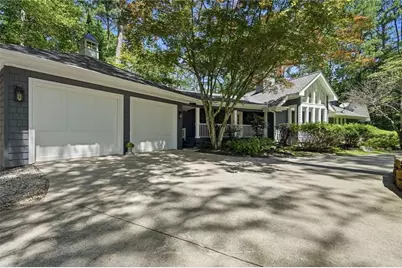 6504 Yacht Club Road, Flowery Branch, GA 30542 - Photo 5