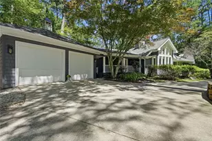 6504 Yacht Club Rd, Flowery Branch, GA 30542 - Photo 5