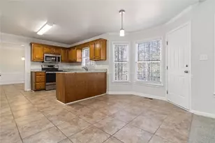 3477 Chinaberry Ln, Snellville, GA 30039 - Photo 11