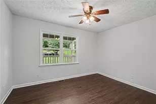1037 Atherton Ln, Woodstock, GA 30189 - Photo 9