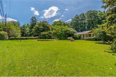 2218 Young Road, Stone Mountain, GA 30088 - Photo 7