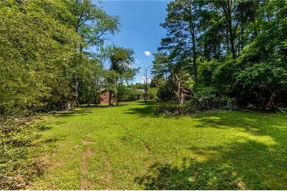 2218 Young Road, Stone Mountain, GA 30088 - Photo 15