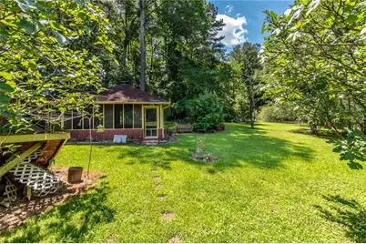 2218 Young Road, Stone Mountain, GA 30088 - Photo 11