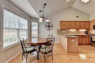 5205 Ashbury Manor Ln, Sugar Hill, GA 30518 - Photo 15