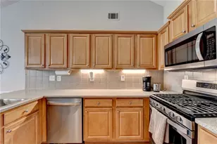 5205 Ashbury Manor Ln, Sugar Hill, GA 30518 - Photo 17