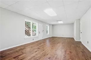 355 Chelsey Ct, Alpharetta, GA 30004 - Photo 17