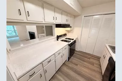 1005 Dunbar Drive, Atlanta, GA 30338 - Photo 5