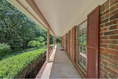 403 S Sequoyah Circle NE, Calhoun, GA 30701 - Photo 5