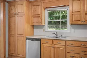 403 S Sequoyah Cir NE, Calhoun, GA 30701 - Photo 15