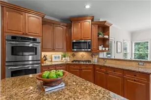 4655 Wykeshire Ct, Cumming, GA 30041 - Photo 17