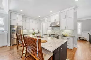 1196 John Collier Rd, Atlanta, GA 30318 - Photo 11