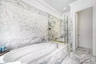 1196 John Collier Rd, Atlanta, GA 30318 - Photo 17