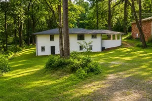 481 Hammond Dr, Atlanta, GA 30328 - Photo 15