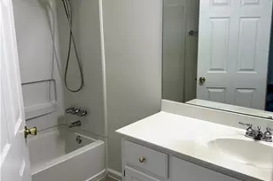 3904 Stillwater Dr, Duluth, GA 30096 - Photo 9