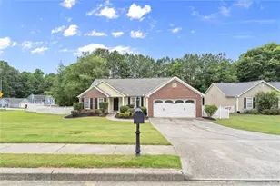 5622 Riverside Walk Dr, Sugar Hill, GA 30518 - Photo 3