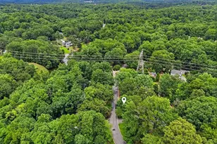 1305 Lake Colony Dr, Marietta, GA 30068 - Photo 5
