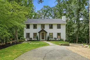 1305 Lake Colony Dr, Marietta, GA 30068 - Photo 7
