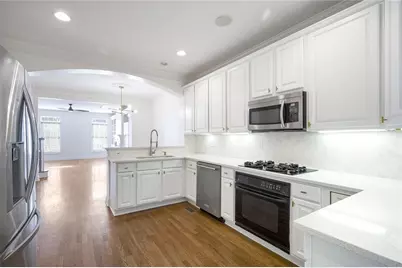 2603 Oglethorpe Circle NE, Atlanta, GA 30319 - Photo 17