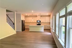 7811 Richmond Trl, Fairburn, GA 30213 - Photo 5