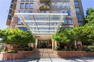 2626 Peachtree Rd NW, Atlanta, GA 30305 - Photo 3