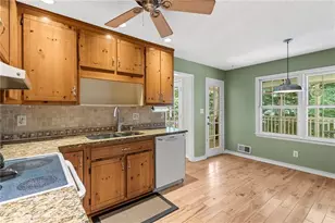 341 Westover Dr, Woodstock, GA 30188 - Photo 9