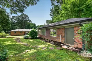 1355 Amanda Cir, Decatur, GA 30033 - Photo 39