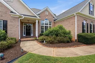 139 Montvale Dr, Hoschton, GA 30548 - Photo 5