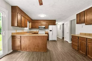 6988 Tan Bark Ct, Riverdale, GA 30296 - Photo 11