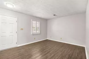 6988 Tan Bark Ct, Riverdale, GA 30296 - Photo 7