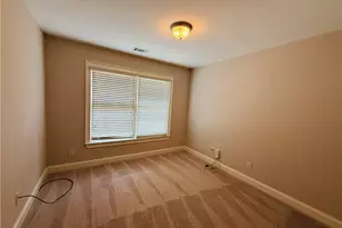1652 Park Hollow Ln, Lawrenceville, GA 30043 - Photo 33