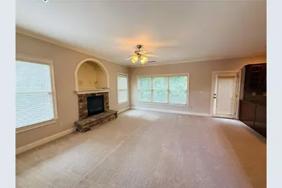 1652 Park Hollow Lane, Lawrenceville, GA 30043 - Photo 5