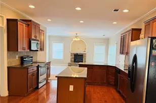 1652 Park Hollow Ln, Lawrenceville, GA 30043 - Photo 11