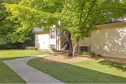 118 Lablanc Way NW, Atlanta, GA 30327 - Photo 3