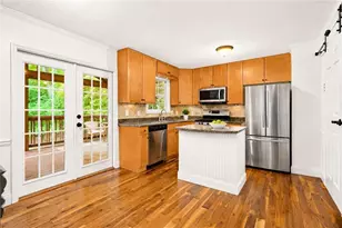2693 Piedmont Oak Dr, Marietta, GA 30066 - Photo 3