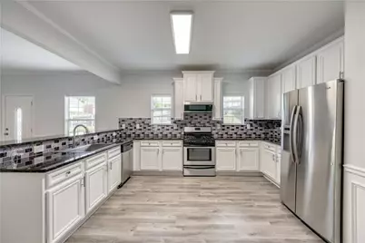 3772 Sunbridge Drive, Snellville, GA 30039 - Photo 7