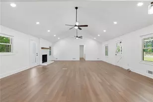 2450 Tennyson Trail, Grayson, GA 30017 - Photo 19