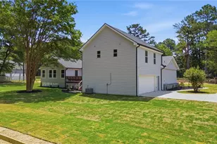 2450 Tennyson Trail, Grayson, GA 30017 - Photo 5