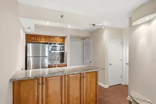 795 Hammond Dr, Atlanta, GA 30328 - Photo 15