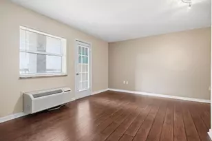 795 Hammond Dr, Atlanta, GA 30328 - Photo 9