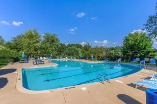 1327 Hollenbeck Ln, Riverdale, GA 30296 - Photo 13
