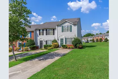 1327 Hollenbeck Lane, Riverdale, GA 30296 - Photo 1