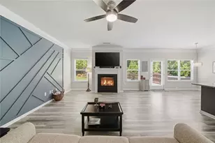 222 Woodford Dr, Canton, GA 30115 - Photo 9