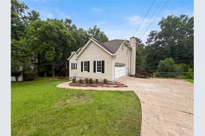 3162 Oak Leaf Court SW, Marietta, GA 30064 - Photo 3