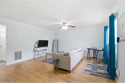 5606 Union Pointe Drive, Union City, GA 30291 - Photo 5