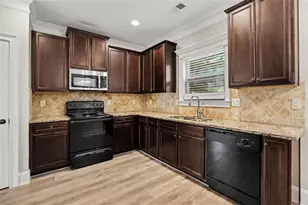 302 Kells Ct, Woodstock, GA 30188 - Photo 11