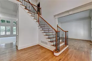 6940 Laurel Oak Dr, Suwanee, GA 30024 - Photo 3