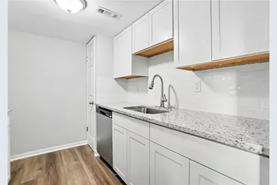 1074 New Haven Drive SW, Marietta, GA 30064 - Photo 13